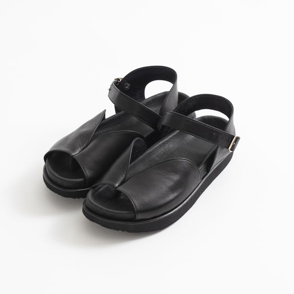 KUTSUNE/バタフライサンダル -幅広甲高さんでも締め付けなしで楽に